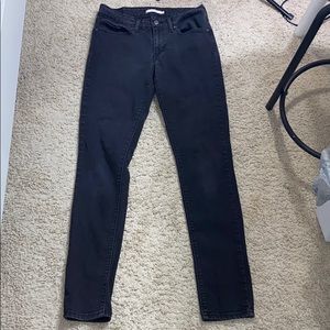 711 Skinny Black washed Levi jeans